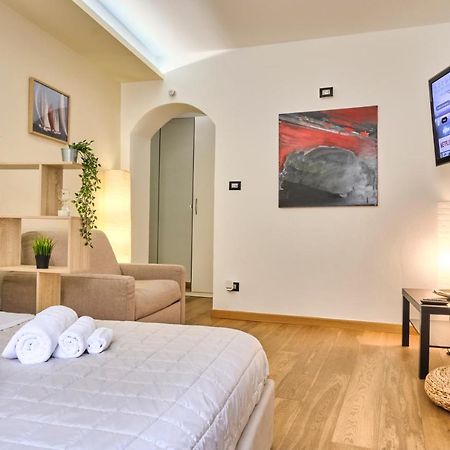 Centro-Lecco Romantico Appartamento Sul Lago Екстер'єр фото